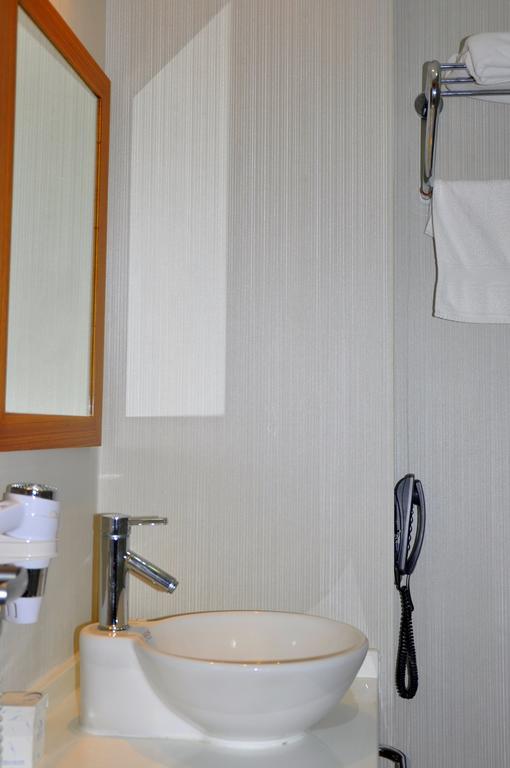 Island Hotel Istanbul Room photo