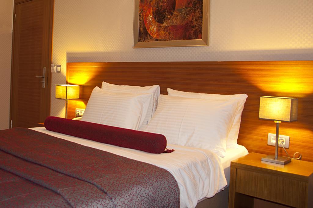 Island Hotel Istanbul Room photo