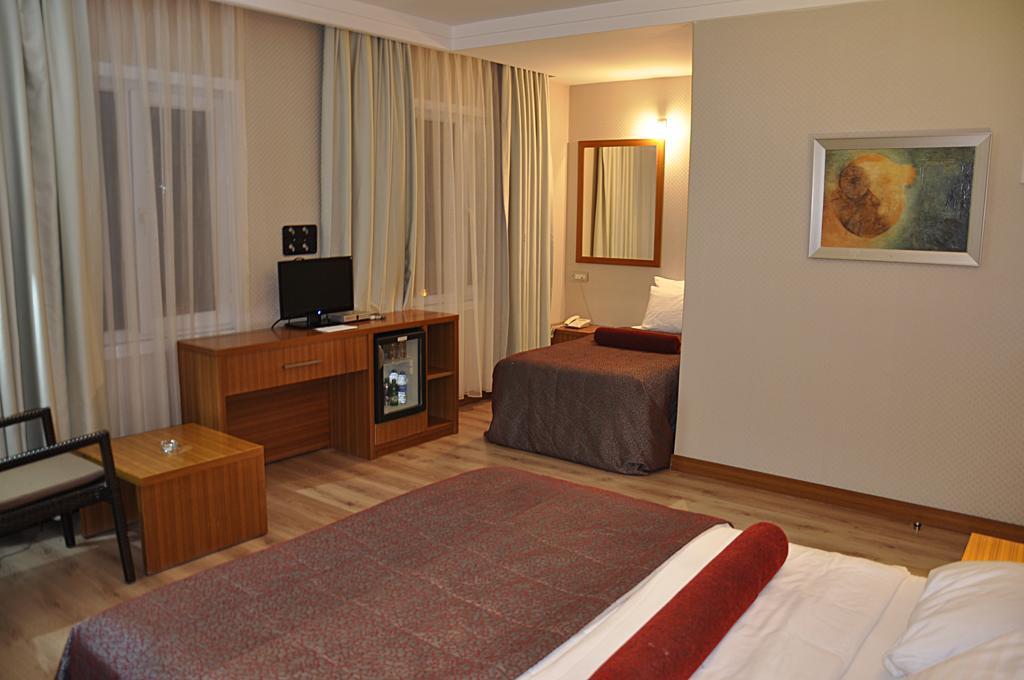 Island Hotel Istanbul Room photo