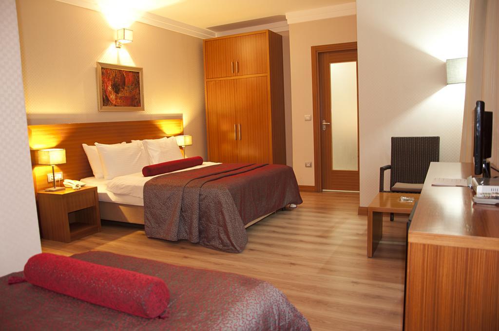 Island Hotel Istanbul Exterior photo