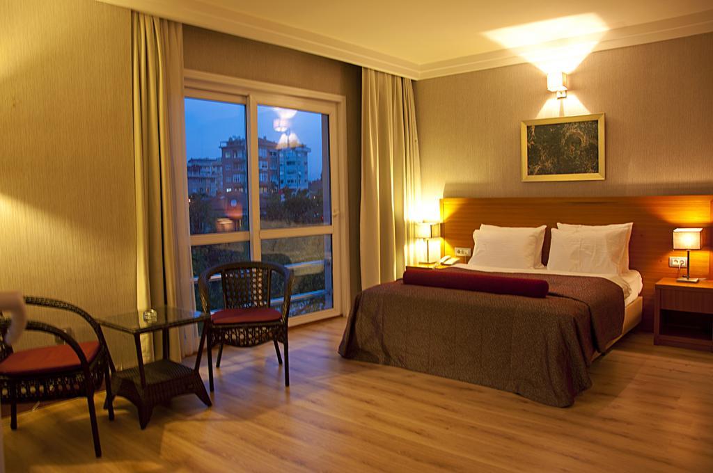 Island Hotel Istanbul Exterior photo
