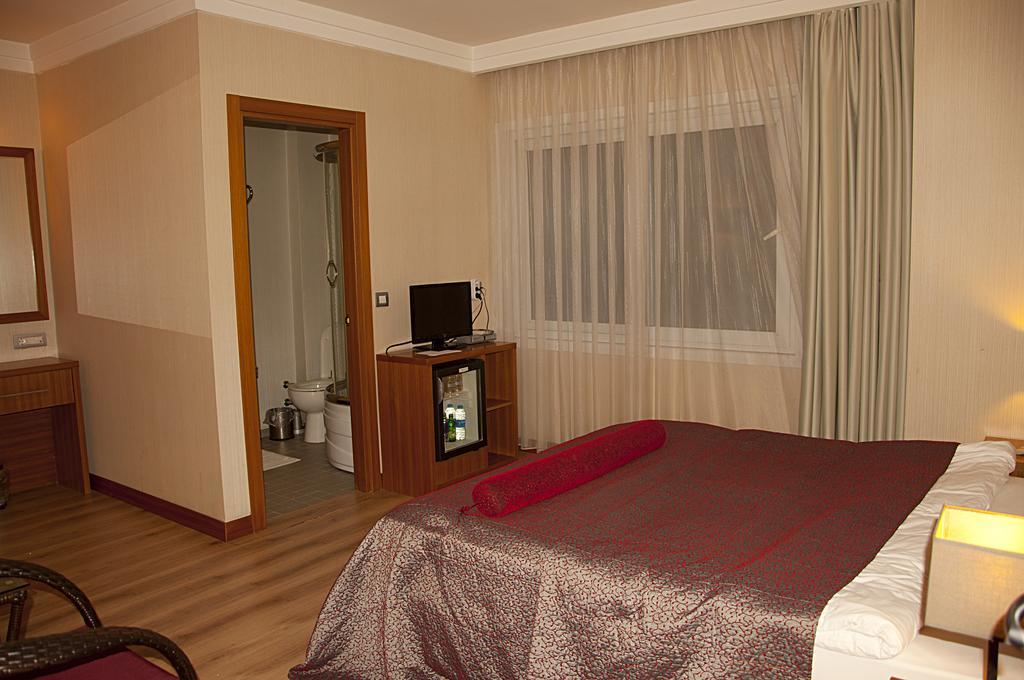 Island Hotel Istanbul Exterior photo