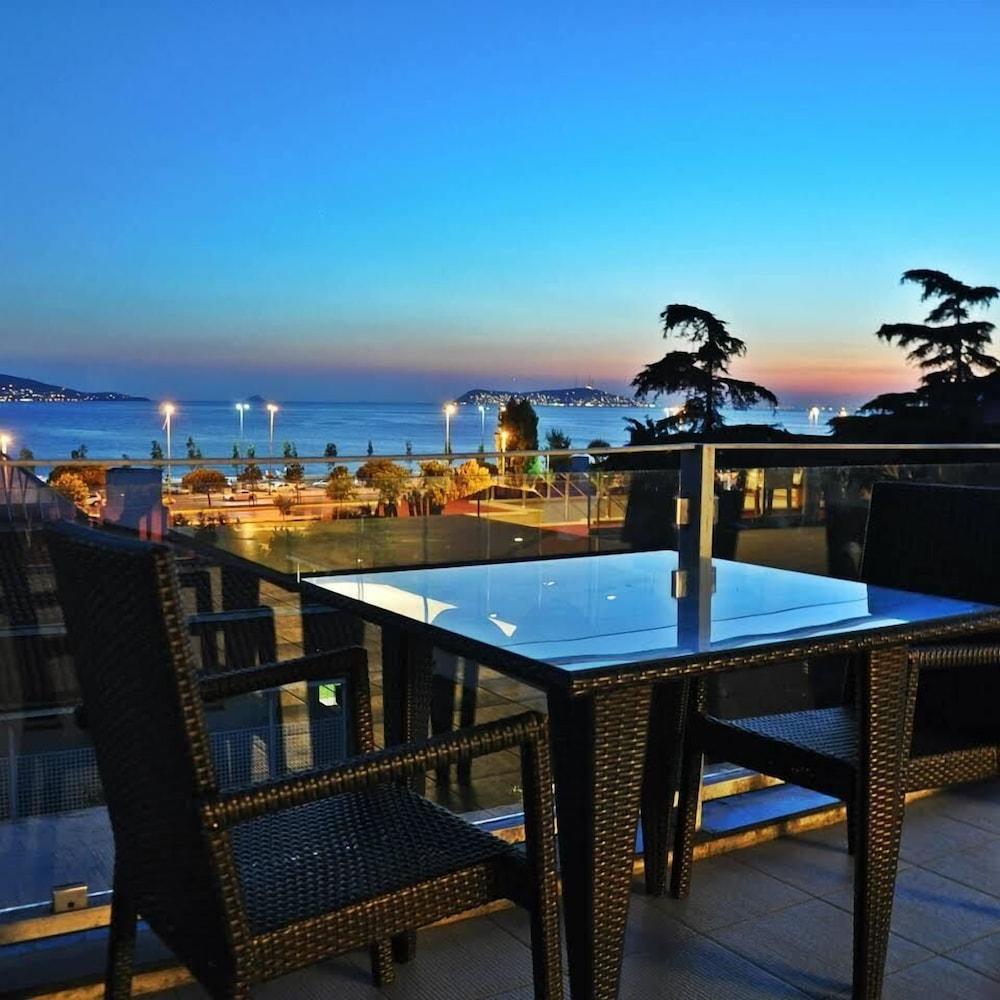 Island Hotel Istanbul Exterior photo