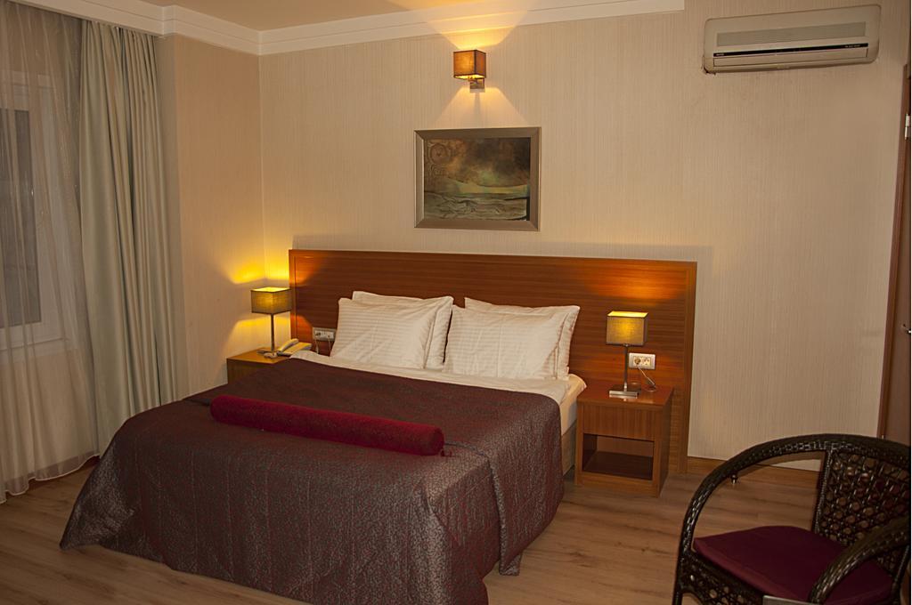 Island Hotel Istanbul Exterior photo